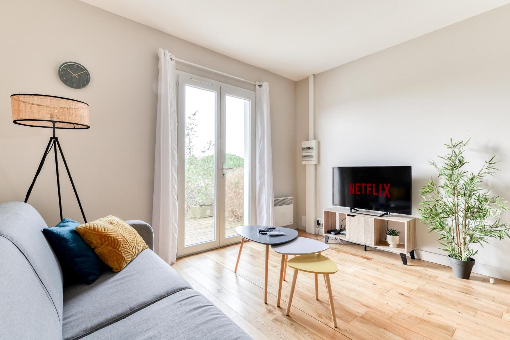 Le Soleil Du Lac - Parking Privatif - Terrasse - Netflix - Clim 卡尔卡松 外观 照片